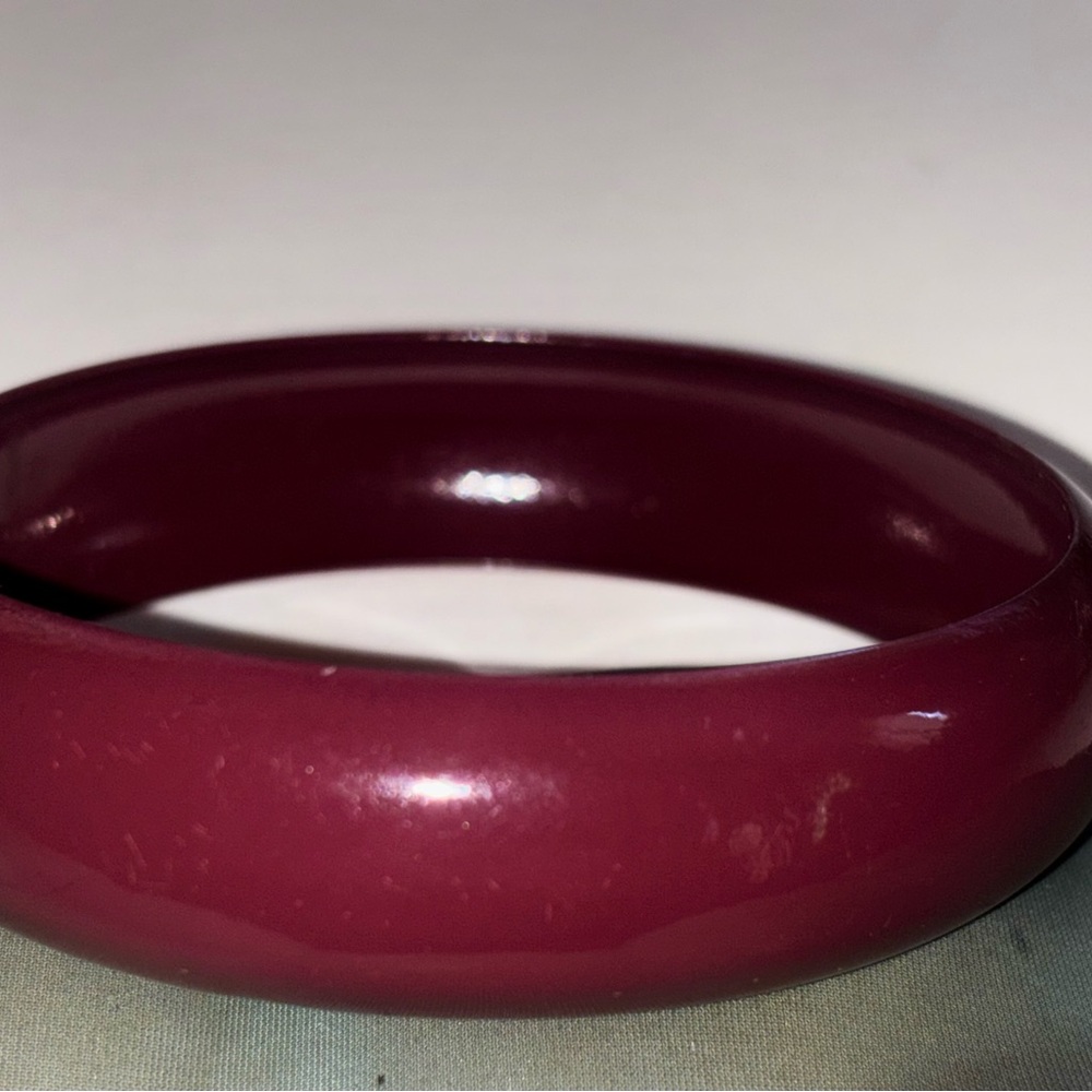 Vintage estate sale Wide Berry Tone Resin Bangle Bracelet